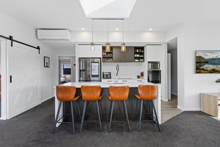 Photo of property in 1 Fraer Street, Cromwell, 9310