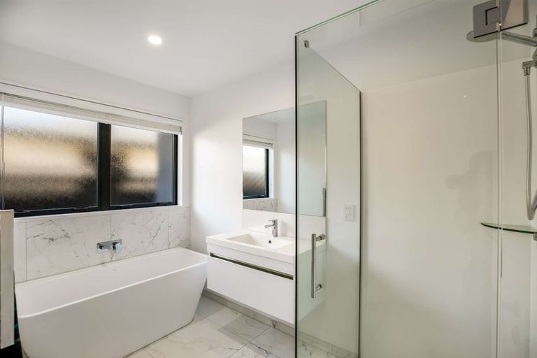 Photo of property in 4 Borthwick Street, Belfast, Christchurch, 8051