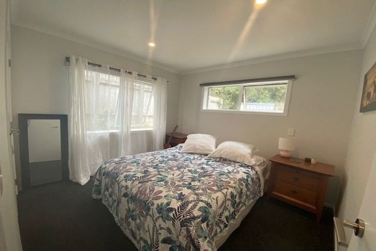 Photo of property in 64 Peterhouse Street, Tawa, Wellington, 5028