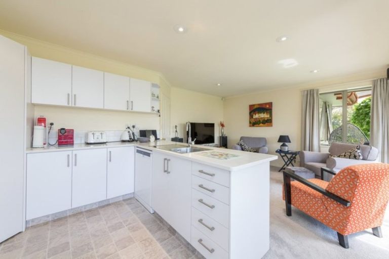 Photo of property in 8 Aspen Place, Stoke, Nelson, 7011