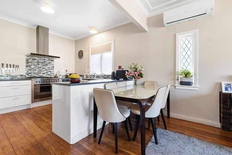 Photo of property in 2 Gibson Road, Tuakau, 2121