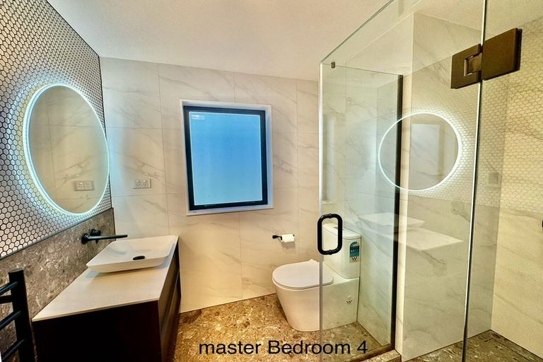 Photo of property in 12 Caldwell Place, Pinehill, Auckland, 0632