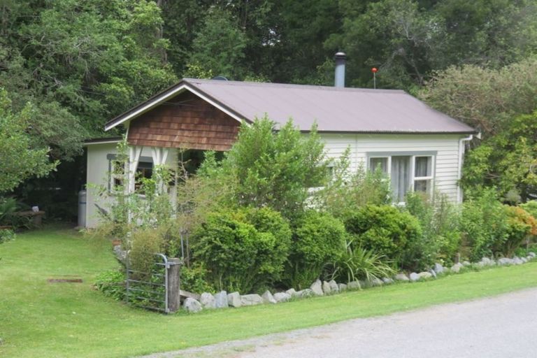 Photo of property in 6 Lookout Road, Peel Forest, Geraldine, 7992