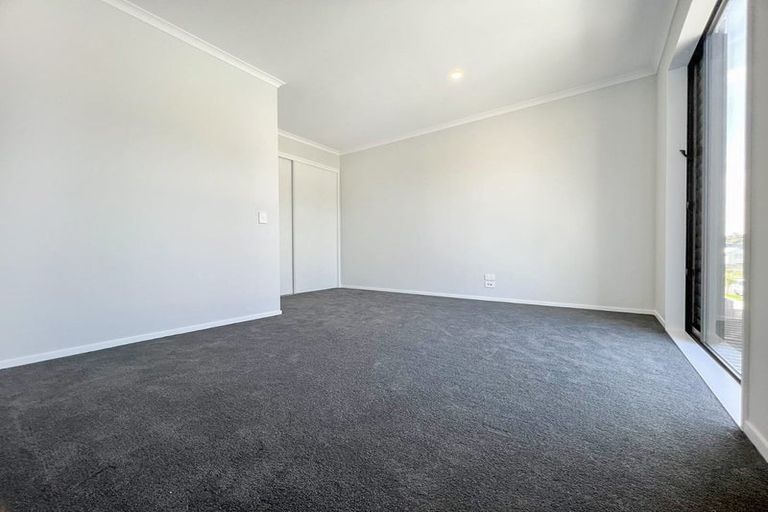 Photo of property in 48 Cambie Avenue, Red Beach, 0932