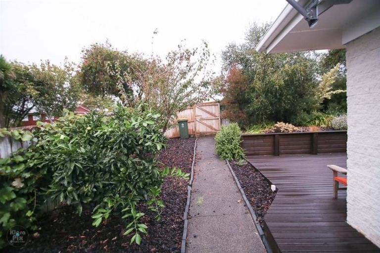 Photo of property in 1/1 Broadview Place, Howick, Auckland, 2014