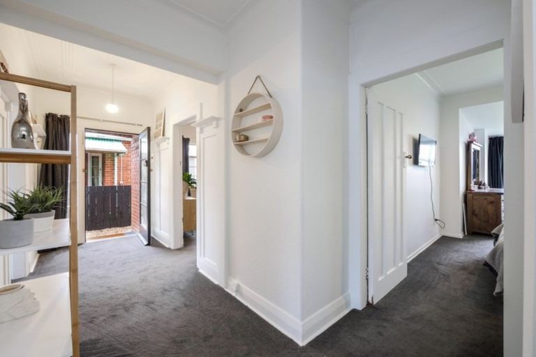 Photo of property in 129 Melbourne Street, South Dunedin, Dunedin, 9012