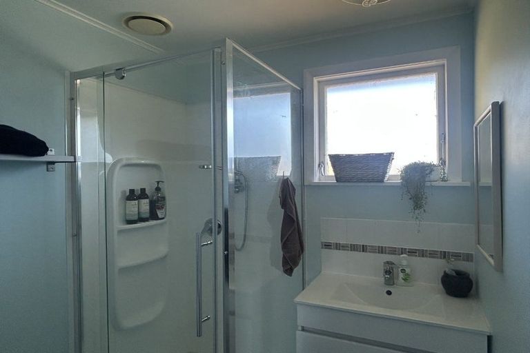 Photo of property in 73a Milton Terrace, Picton, 7220