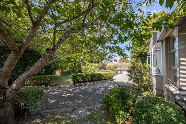 Photo of property in 17 Charles Upham Avenue, Hillmorton, Christchurch, 8025