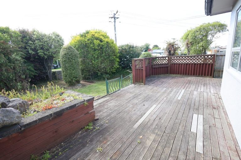 Photo of property in 14 Monokia Street, Fairy Springs, Rotorua, 3015