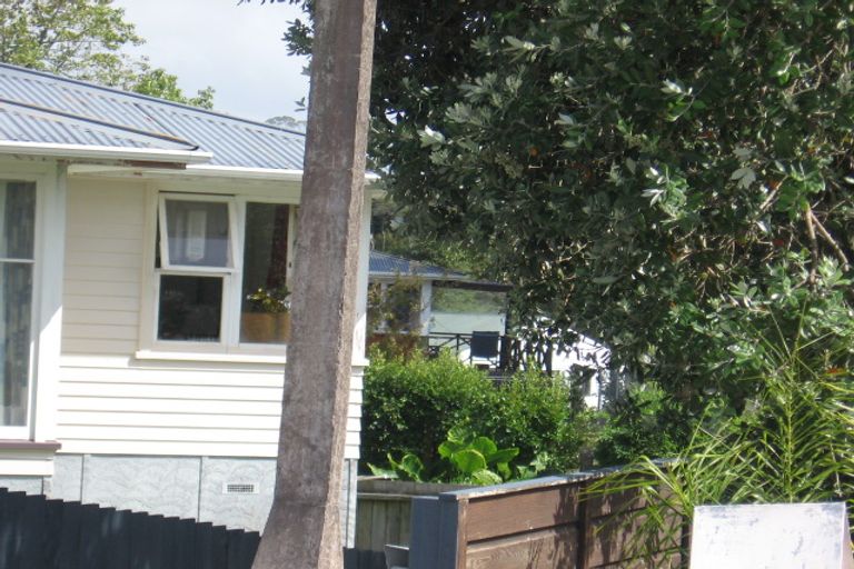 Photo of property in 4 Aronui Terrace, Kelston, Auckland, 0602