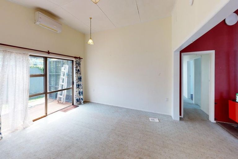 Photo of property in 12 Durie Street, Durie Hill, Whanganui, 4500