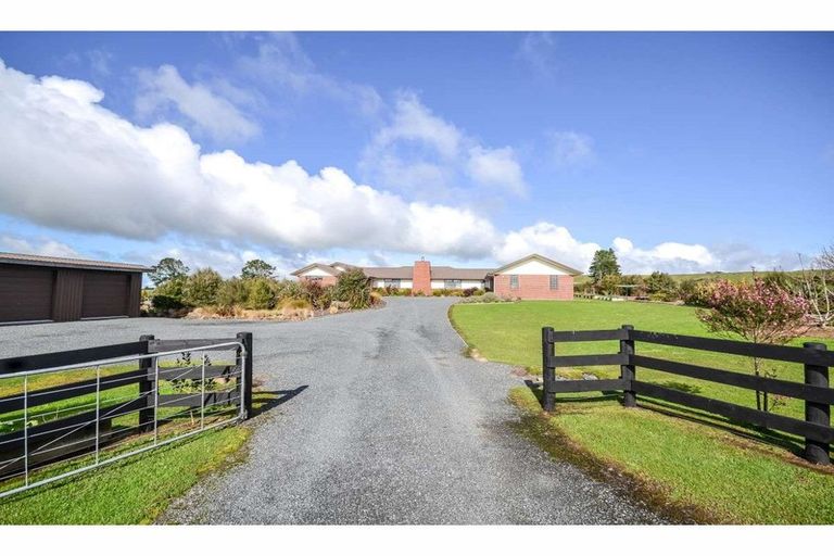Photo of property in 63 Puriri Dale Way, Waipapa, Kerikeri, 0295