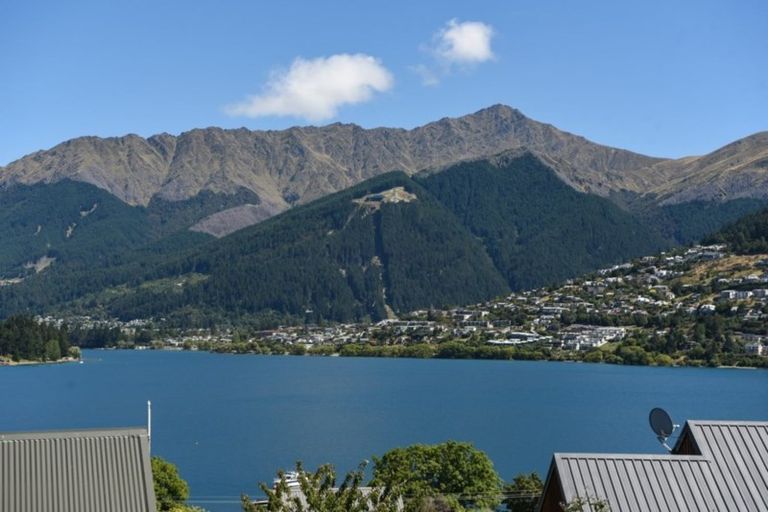 Photo of property in 536a Peninsula Road, Kelvin Heights, Queenstown, 9300