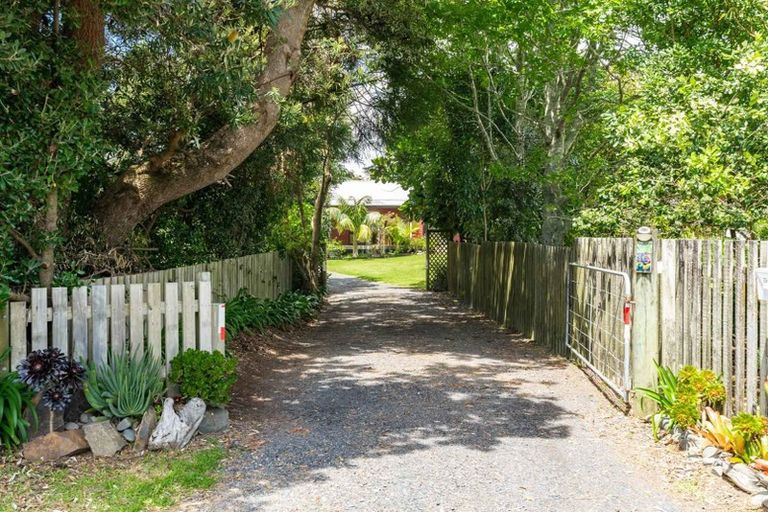 Photo of property in 15 Pinewood Place, Mangawhai Heads, Mangawhai, 0505