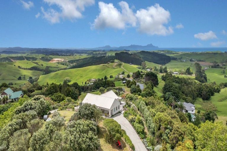 Photo of property in 435 Glenmohr Road, Waipu, 0582
