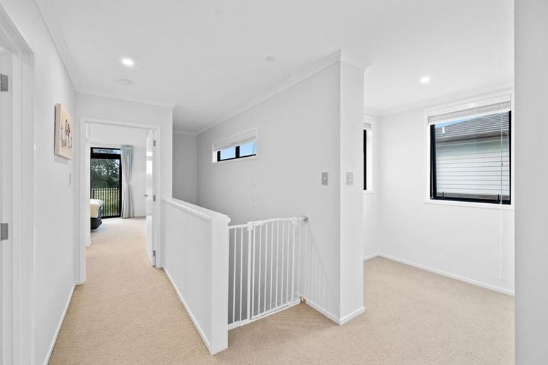 Photo of property in 6a Nohoanga Road, Karaka, Papakura, 2113