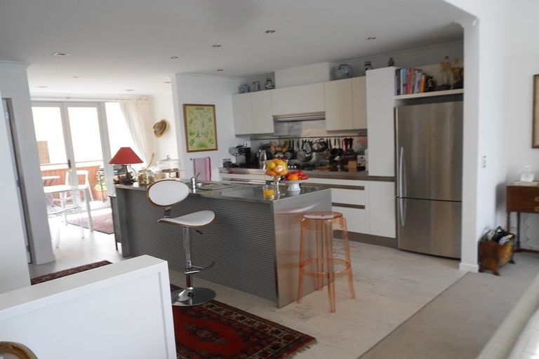 Photo of property in Marrakech Cafe, 14/305 Evans Bay Parade, Hataitai, Wellington, 6021