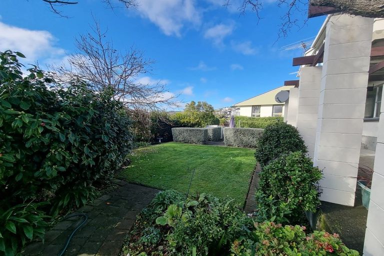 Photo of property in 1/7 Patchett Place, Cashmere, Christchurch, 8022