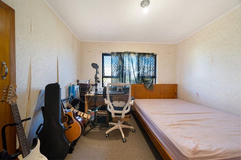 Photo of property in 45 Sturges Road, Henderson, Auckland, 0612