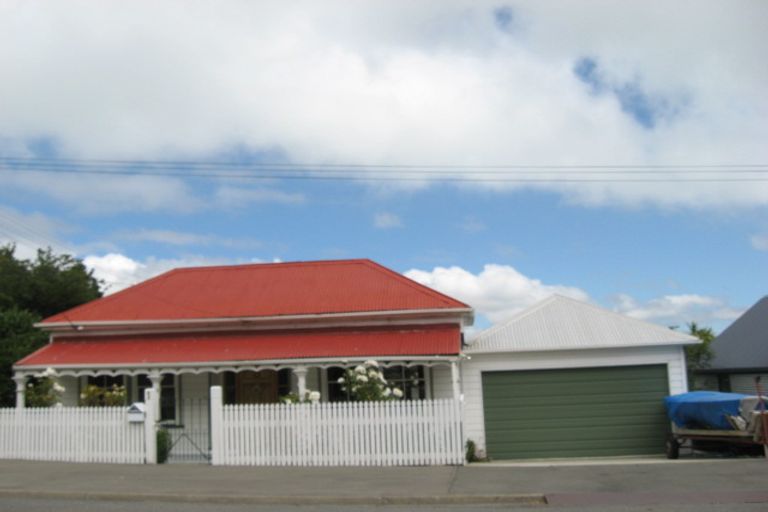 Photo of property in 1 Exeter Street, Lyttelton, 8082