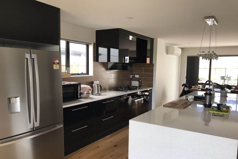 Photo of property in 18 Toia Lane, Silverdale, 0932