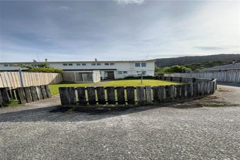 Photo of property in 16-20 Wickes Street, Cobden, Greymouth, 7802