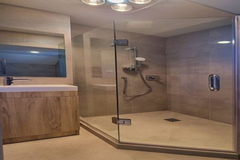 Photo of property in 10c Starling Place, Ranui, Auckland, 0612