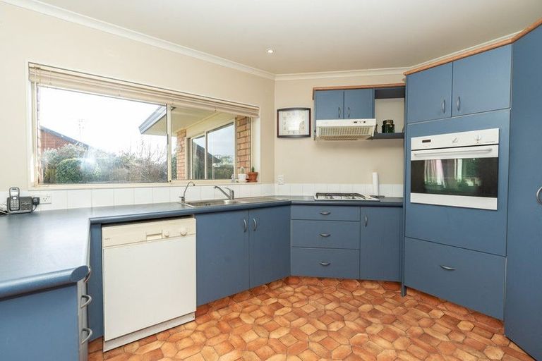 Photo of property in 9 Bouverie Crescent, Flagstaff, Hamilton, 3210