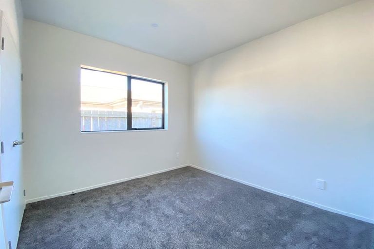 Photo of property in 8 Parton Road, Pukekohe, 2120