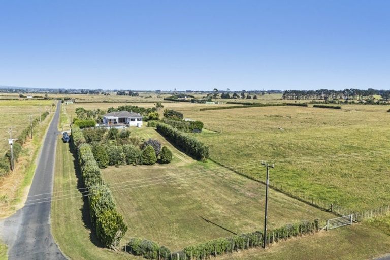 Photo of property in 255 Kaihihi Road, Okato, 4381