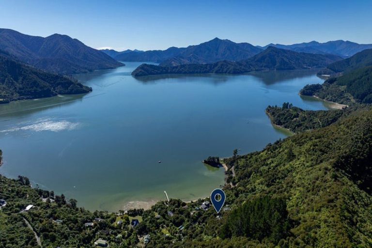 Photo of property in 225 Moetapu Bay Road, Moetapu Bay, Linkwater, 7282