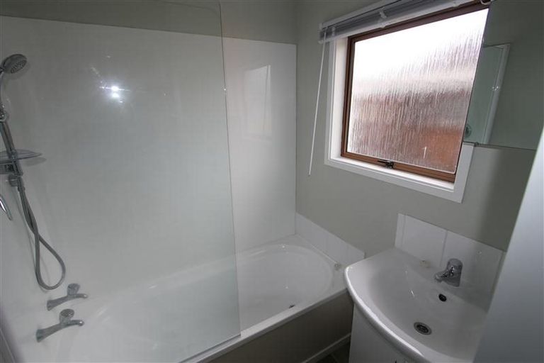 Photo of property in 1/138 Hutchinson Avenue, New Lynn, Auckland, 0600