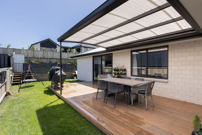 Photo of property in 4 Anglers Way, Omokoroa, 3114