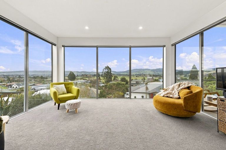 Photo of property in 32 Paterson Road, Mosgiel, 9092