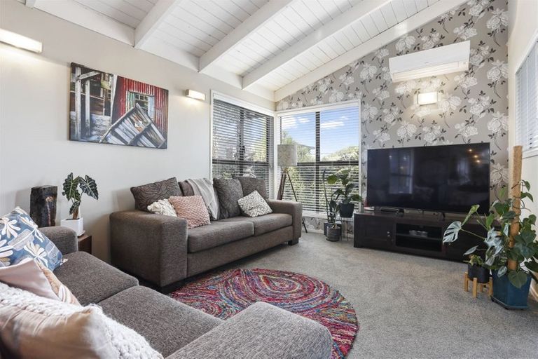 Photo of property in 2/13 Belmont Terrace, Milford, Auckland, 0620