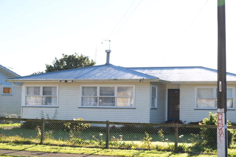 Photo of property in 16 Skipton Street, Mangere East, Auckland, 2024
