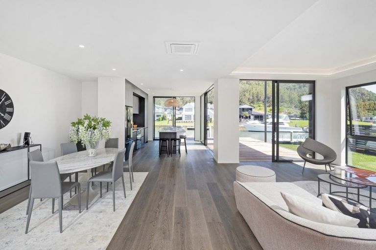 Photo of property in 110 Motu Iti, Pauanui, Hikuai, 3579