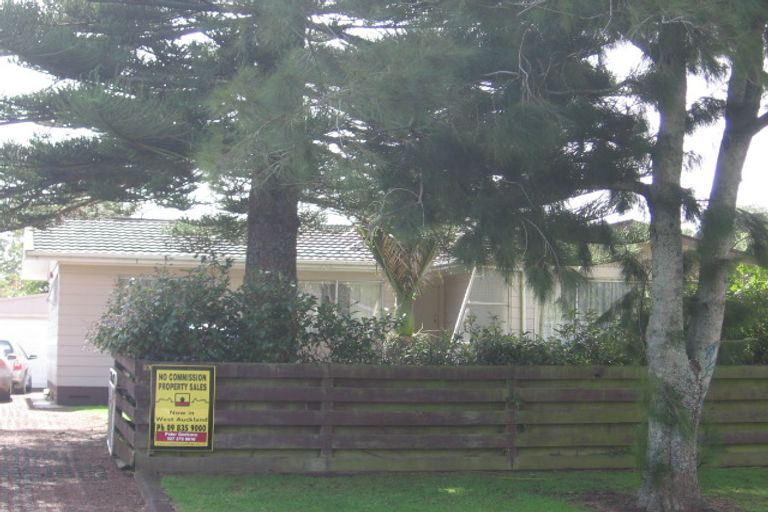 Photo of property in 23 Pinedale Place, Henderson, Auckland, 0610