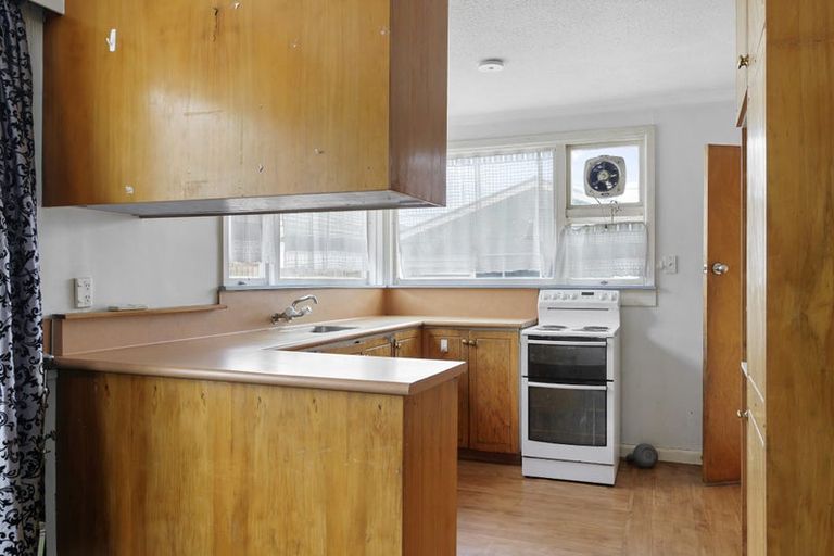 Photo of property in 24 Glasgow Street, Phillipstown, Christchurch, 8011