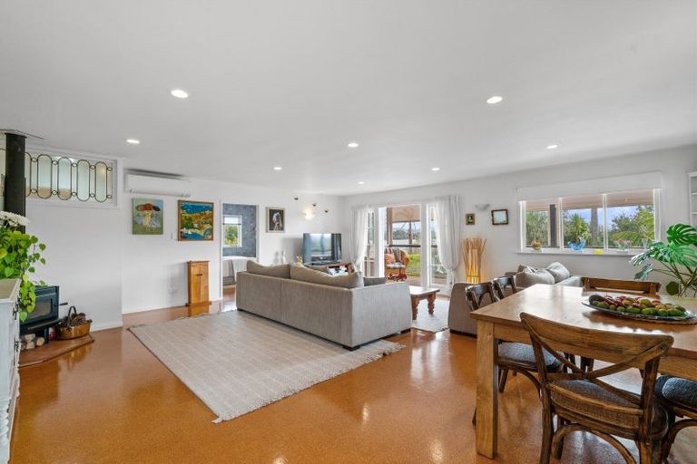 Photo of property in 13 Black Swamp Road, Mangawhai, 0975