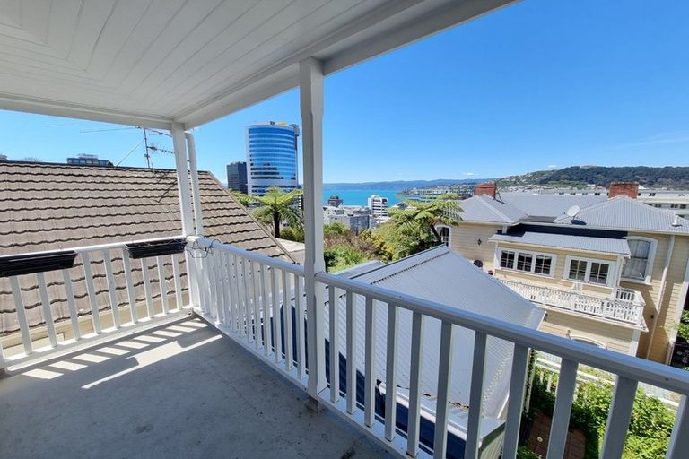 Photo of property in 253 The Terrace, Te Aro, Wellington, 6011