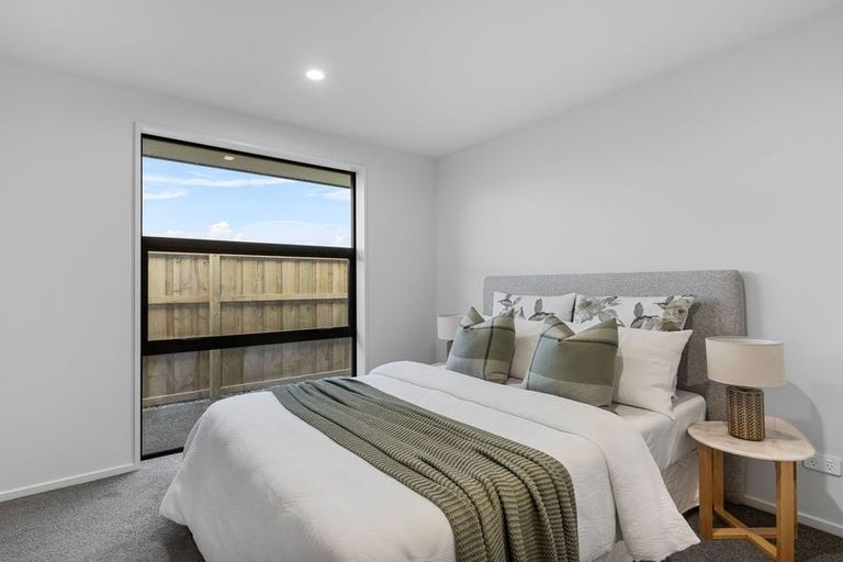 Photo of property in 12 Cam Mill Place, Rangiora, 7400