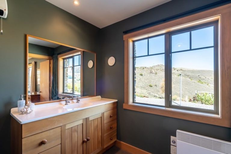 Photo of property in Cairnmuir Road, Nevis, Cromwell, 9384