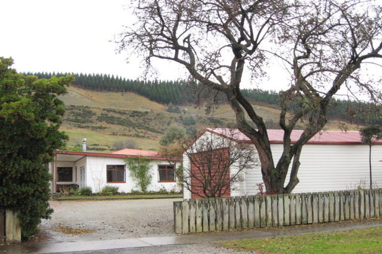 Photo of property in 6 Fache Street, Clyde, 9330