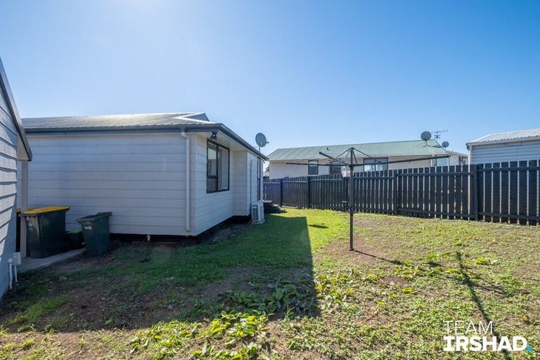 Photo of property in 176 Finlayson Avenue, Clendon Park, Auckland, 2103
