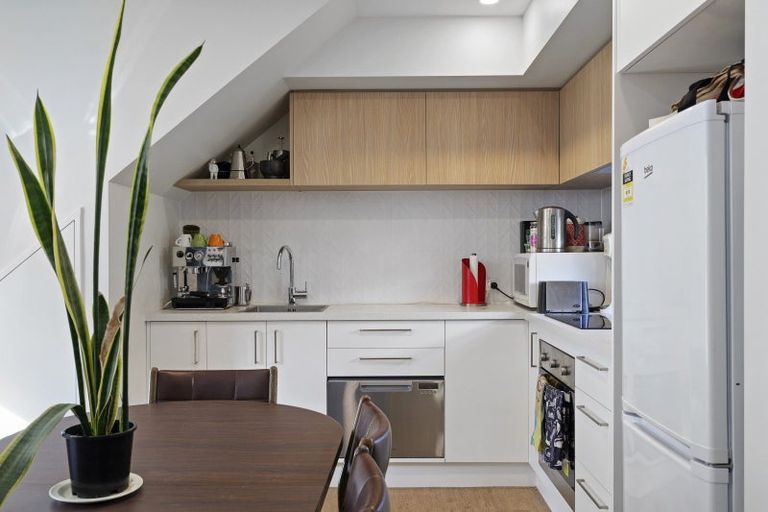 Photo of property in 2/9 Bolton Avenue, Spreydon, Christchurch, 8024