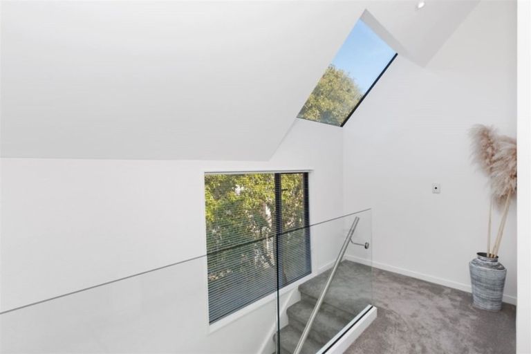 Photo of property in 73a Carlton Mill Road, Merivale, Christchurch, 8014