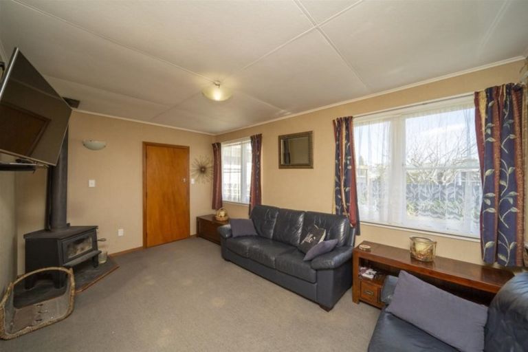 Photo of property in 4 Wera Street, Hawera, 4610