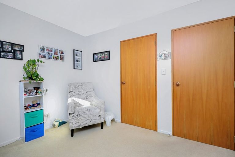 Photo of property in 21 Mona Square, Ashburton, 7700