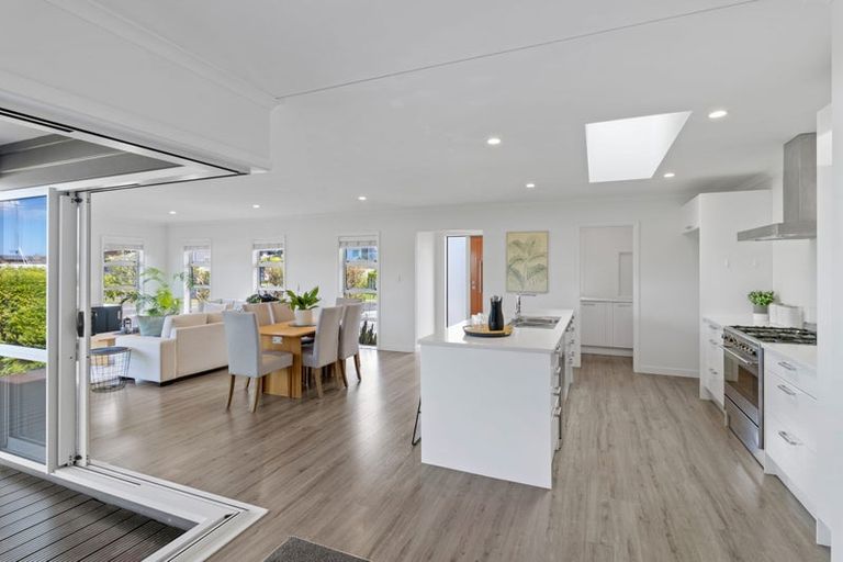 Photo of property in 21 The Dales, Dinsdale, Hamilton, 3204